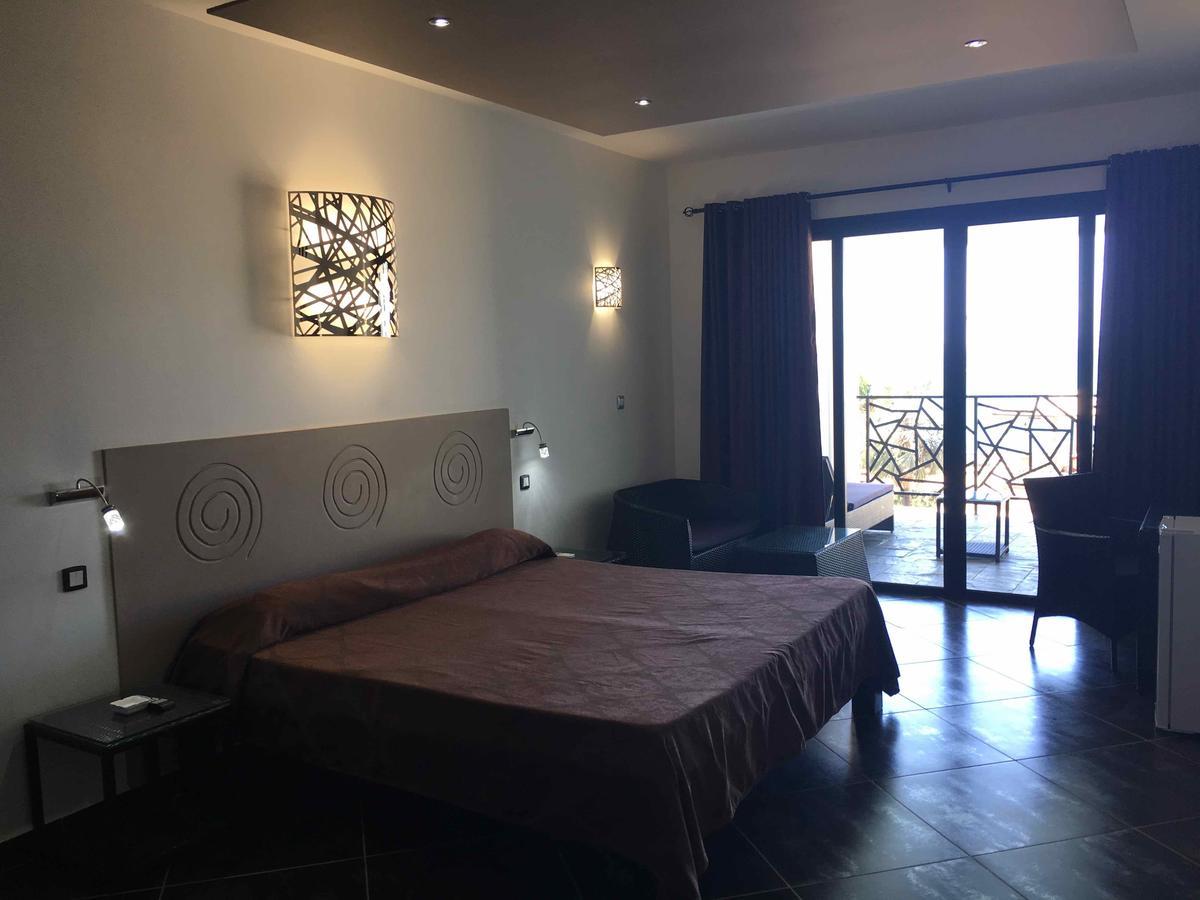 Hotel De La Poste Antsiranana Extérieur photo